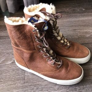 NWT Polo Ralph Lauren Brown Shearling Brynn Boots Vibram Sole SZ 10